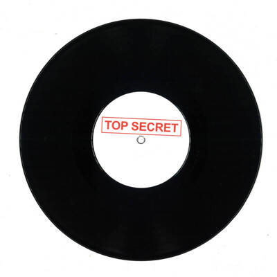 TOPSECRET01